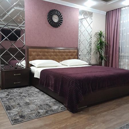 Apartment In A New House Кременчук Екстериор снимка