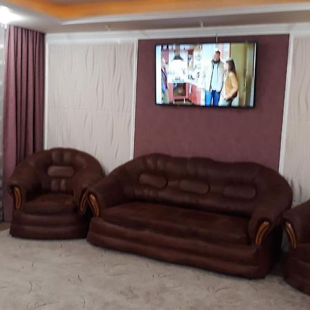 Apartment In A New House Кременчук Екстериор снимка