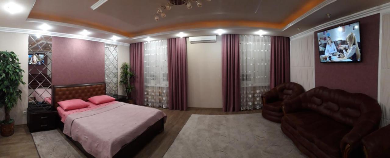 Apartment In A New House Кременчук Екстериор снимка
